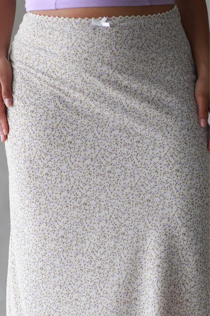 Daisy Lace trim Maxi Skirt